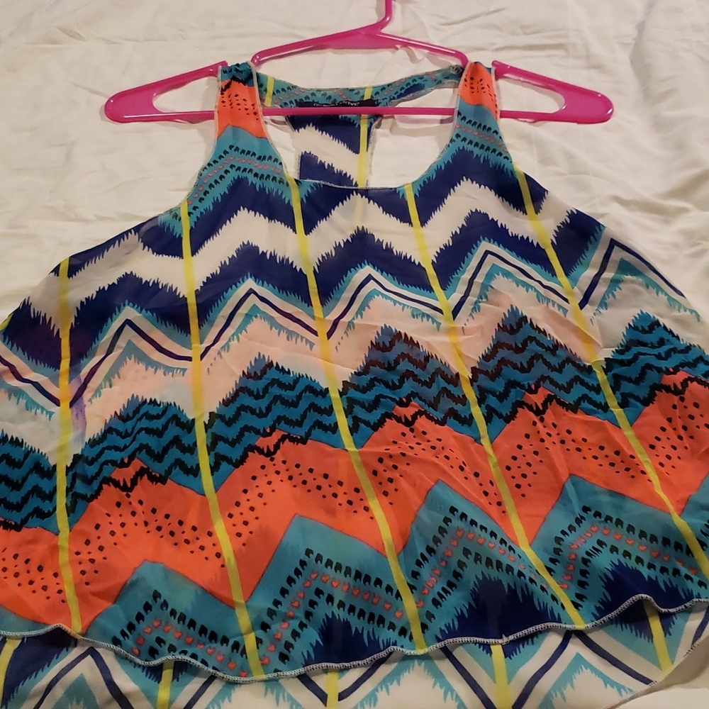 Cover Tank Top - Picture 2 of 4